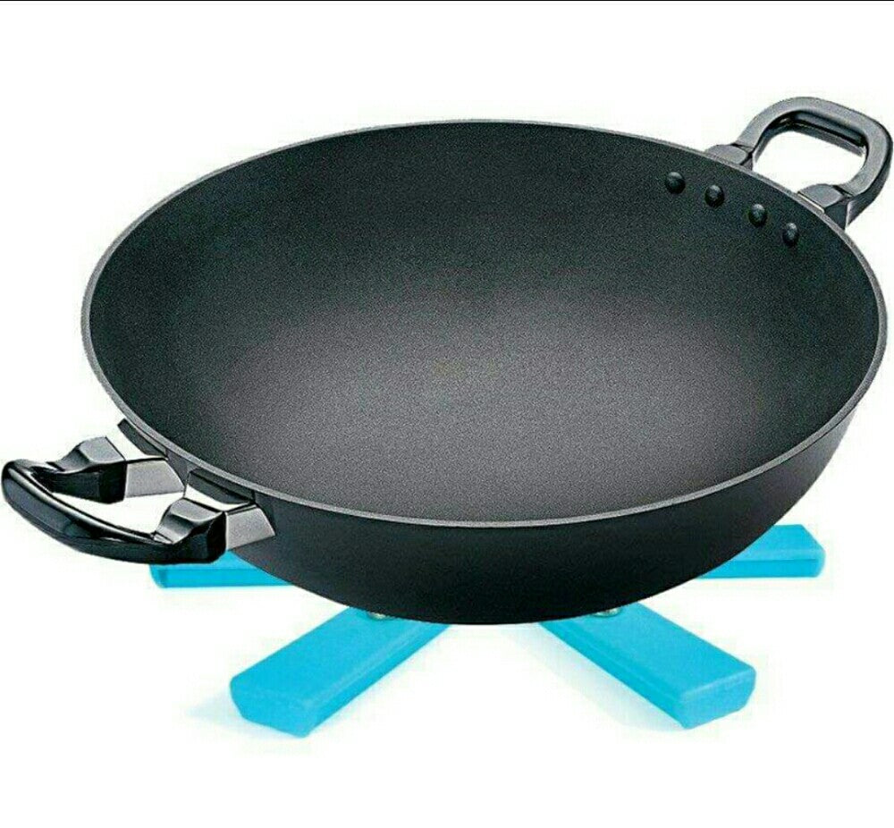 Portable and foldable kitchen hot mat, non-slip and heat-resistant. Portable and foldable kitchen hot mat, non-slip and heat-resistant.